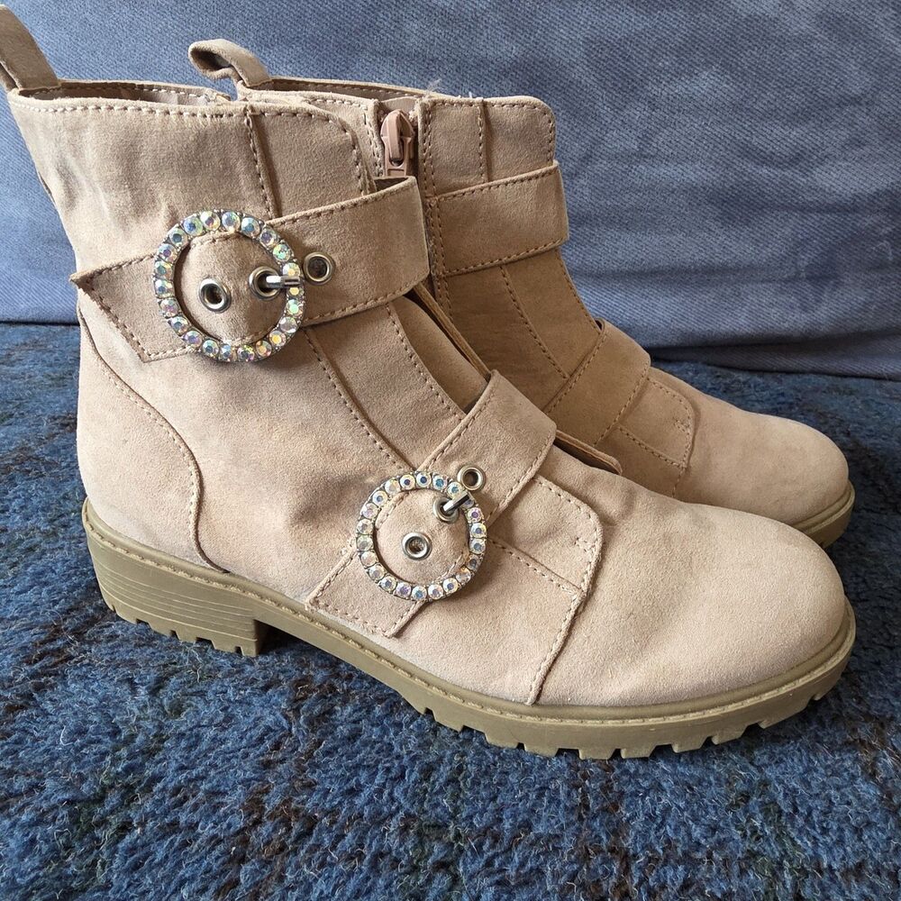 MADDEN NYC Women’s Lug Sole Booties Boots Tan sz 5 - Rhinestone Buckles